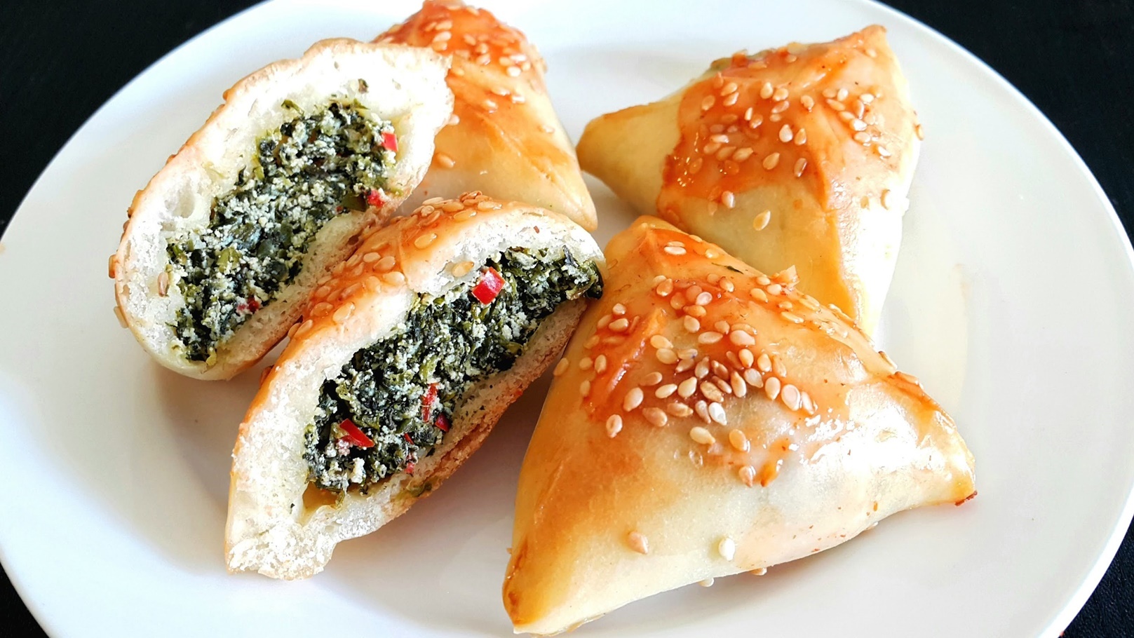 فطائر السبانخ بالجبن