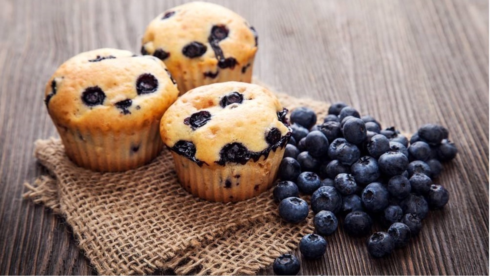 طريقة عمل مافن البلوبيري من مطبخ Food Today