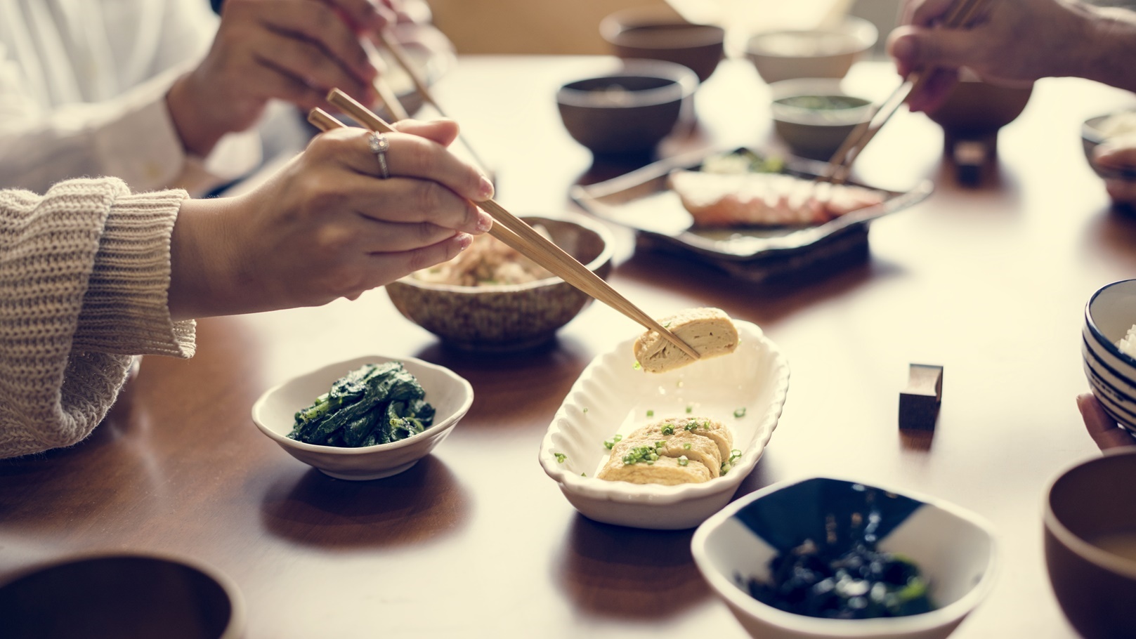 eating-japanese-food-2021-08-27-00-03-10-utc