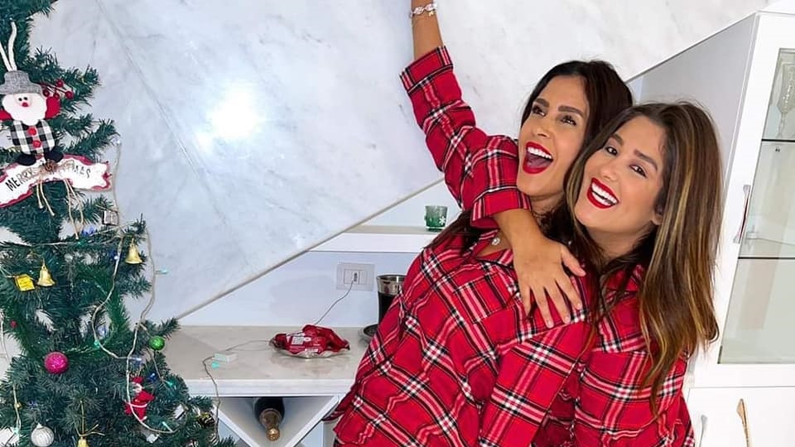 ساندي وايناس على