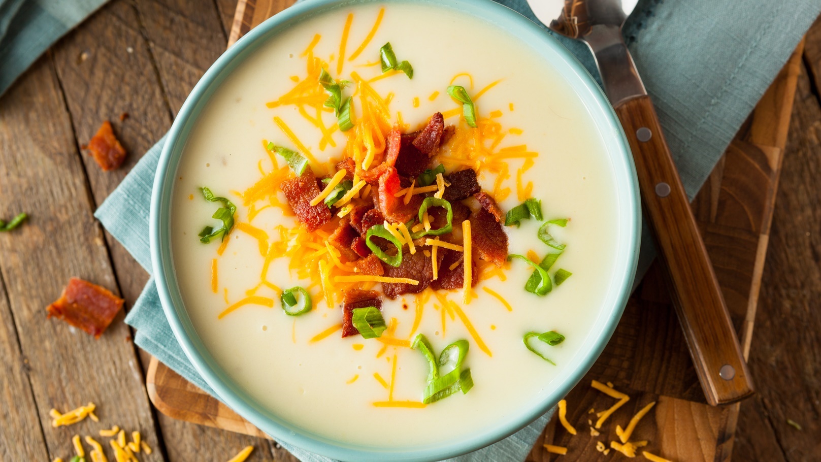 شوربة البطاطس بالكريمة