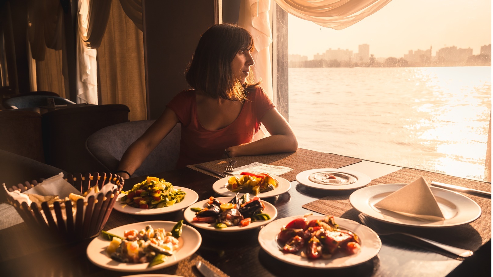 مطعم على النيل