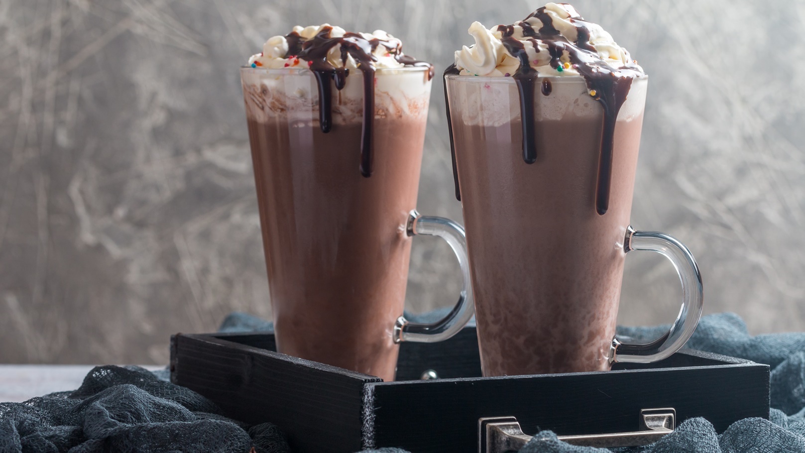 ice-chocolate-in-tall-glass-mugs-2021-08-30-10-18-49-utc