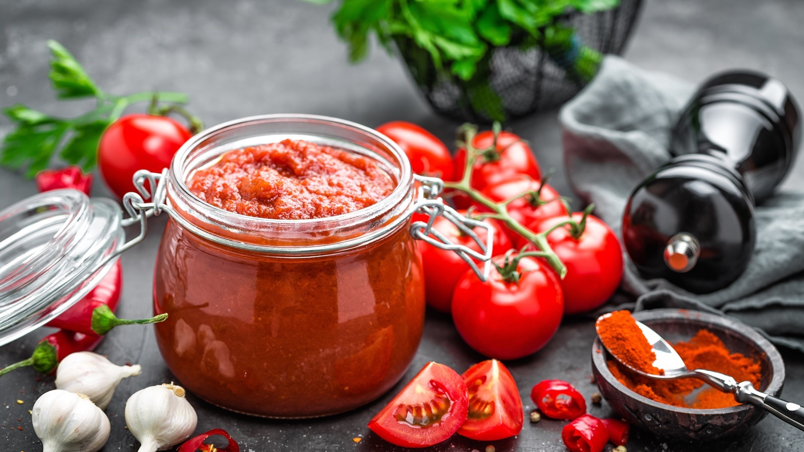 tomato-sauce-2021-08-26-17-20-59-utc