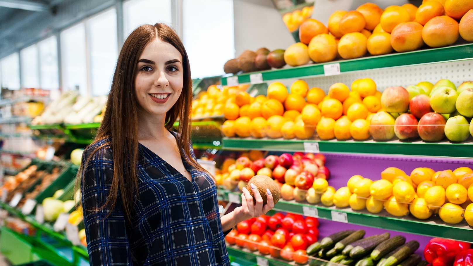 woman-in-the-supermarket-2022-02-08-06-02-48-utc