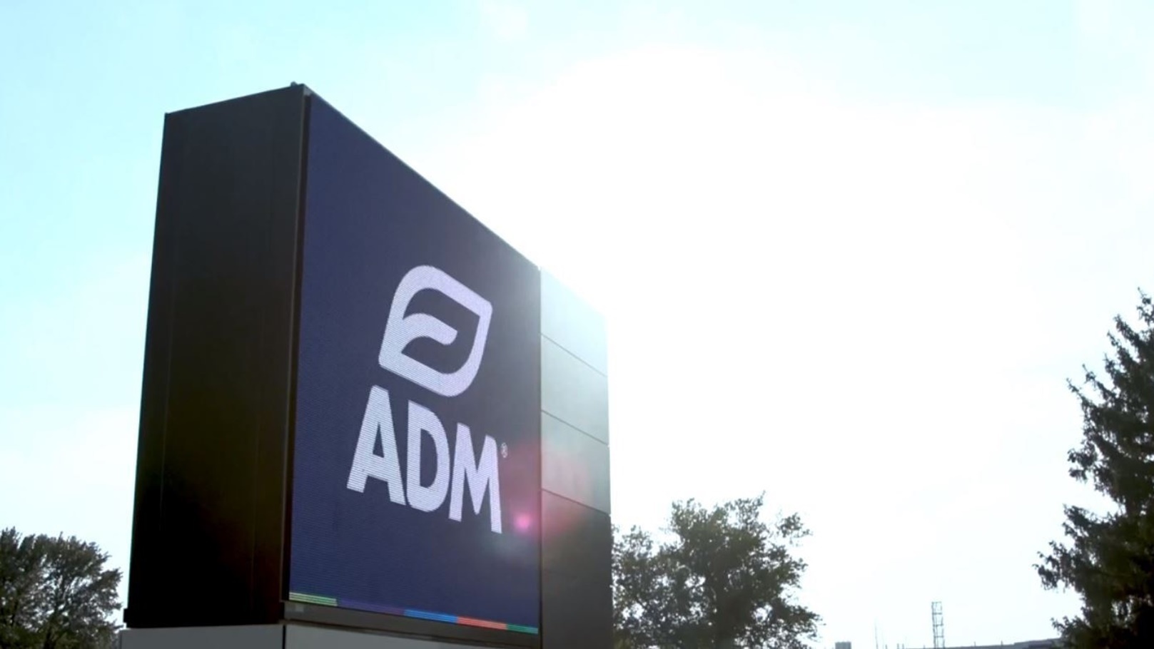 Q3-video-still_210701_163043