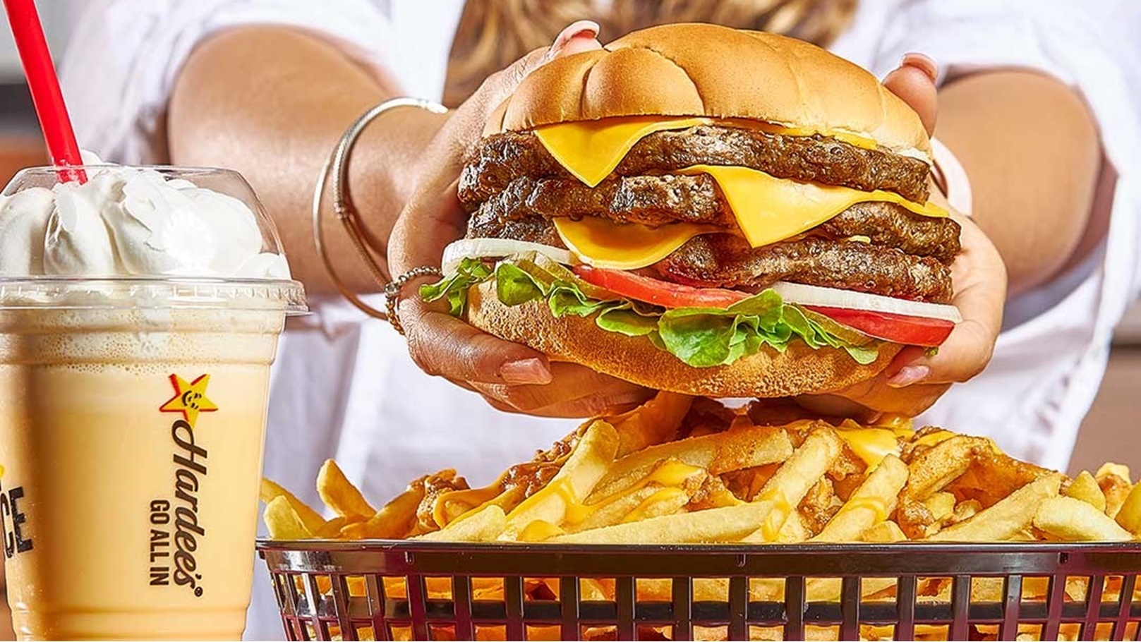 مطعم هارديز