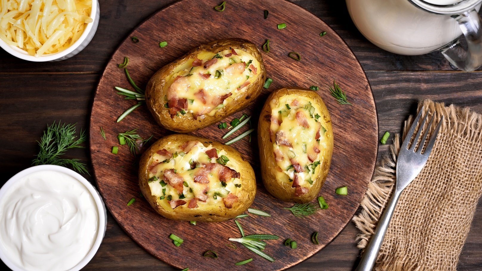 البطاطس بالبيكون من مطبخ food today