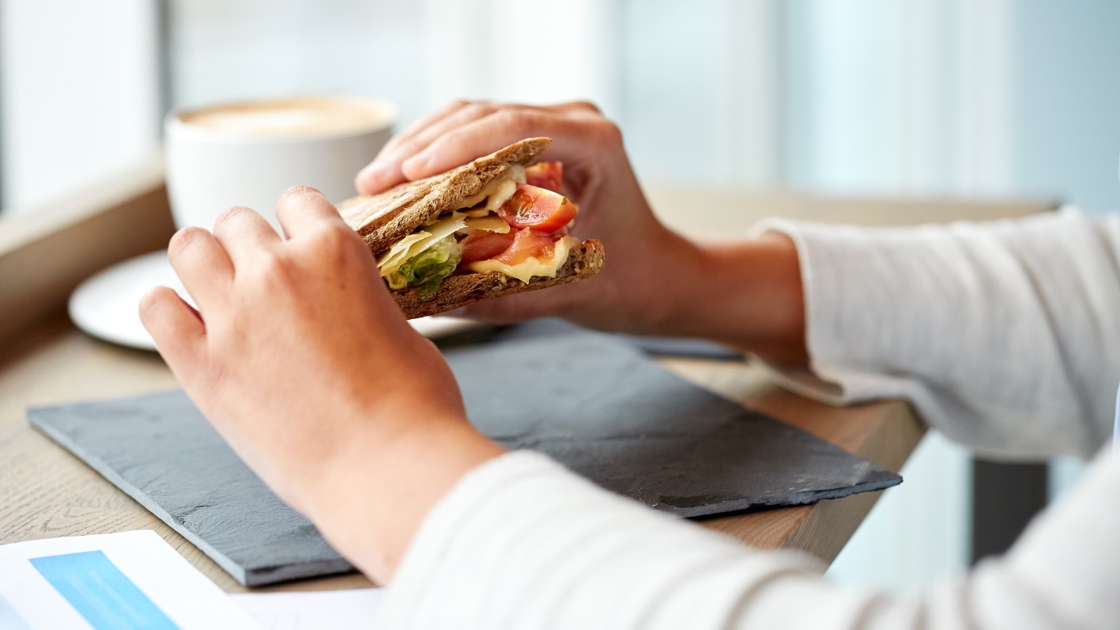 طريقة عمل الكرواسون بالسلمون من مطبخ Food Today