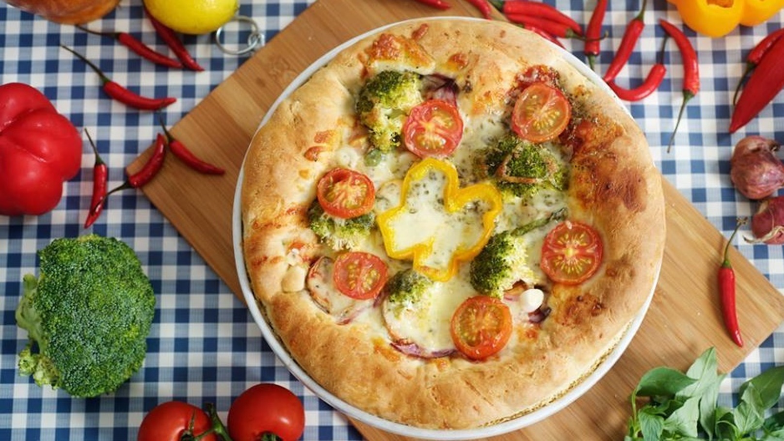 بيتزا بالبروكلي