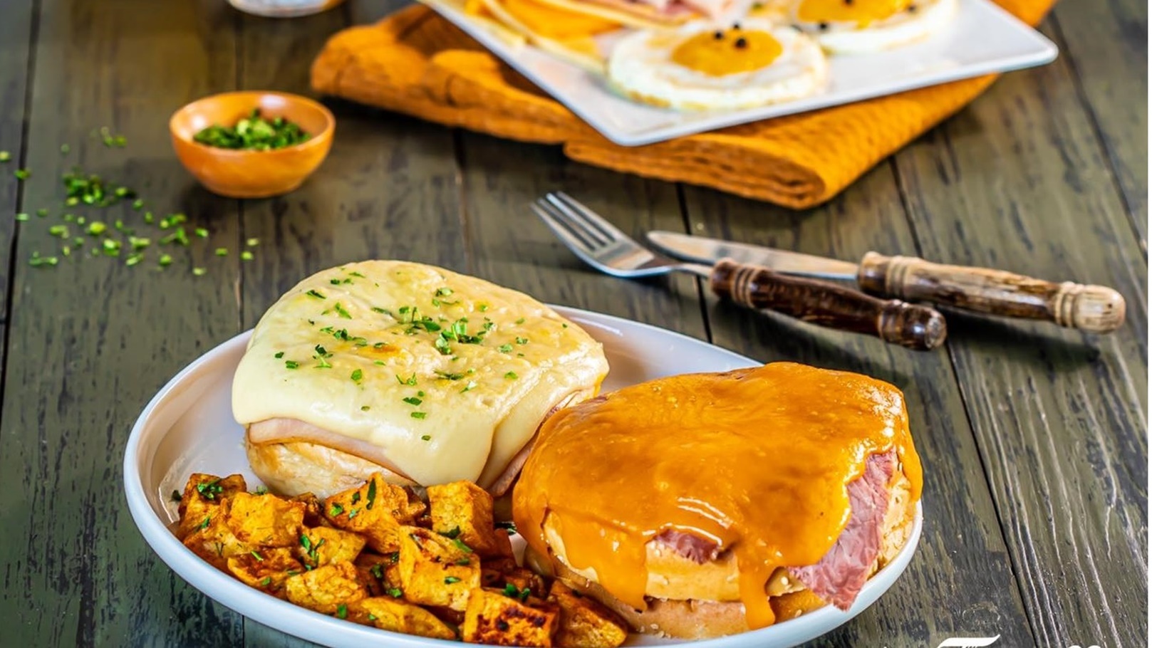 311619038_185321160730716_517656493456282042_n