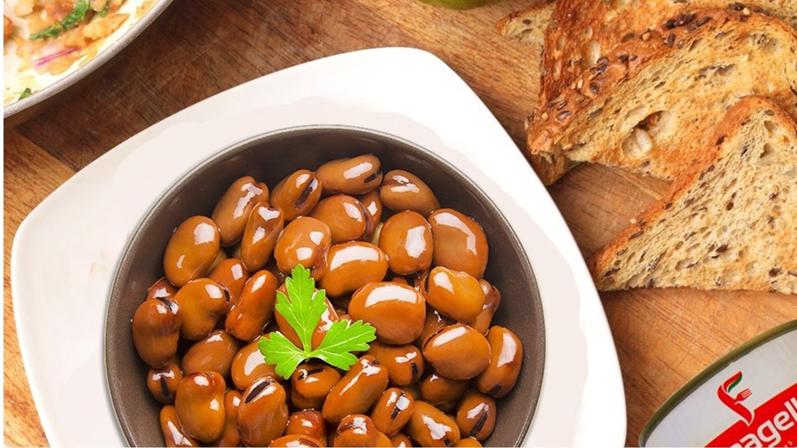 فول مدمس - فرج الله