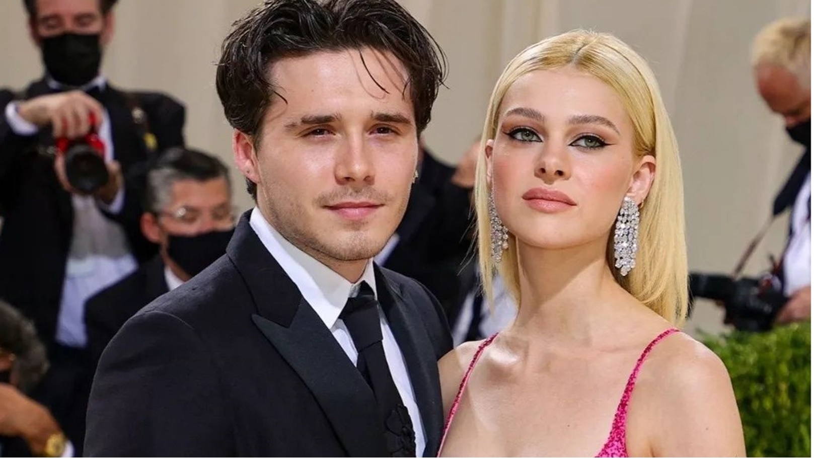 زفاف بروكلين بيكهام ونيكولا بيلتز