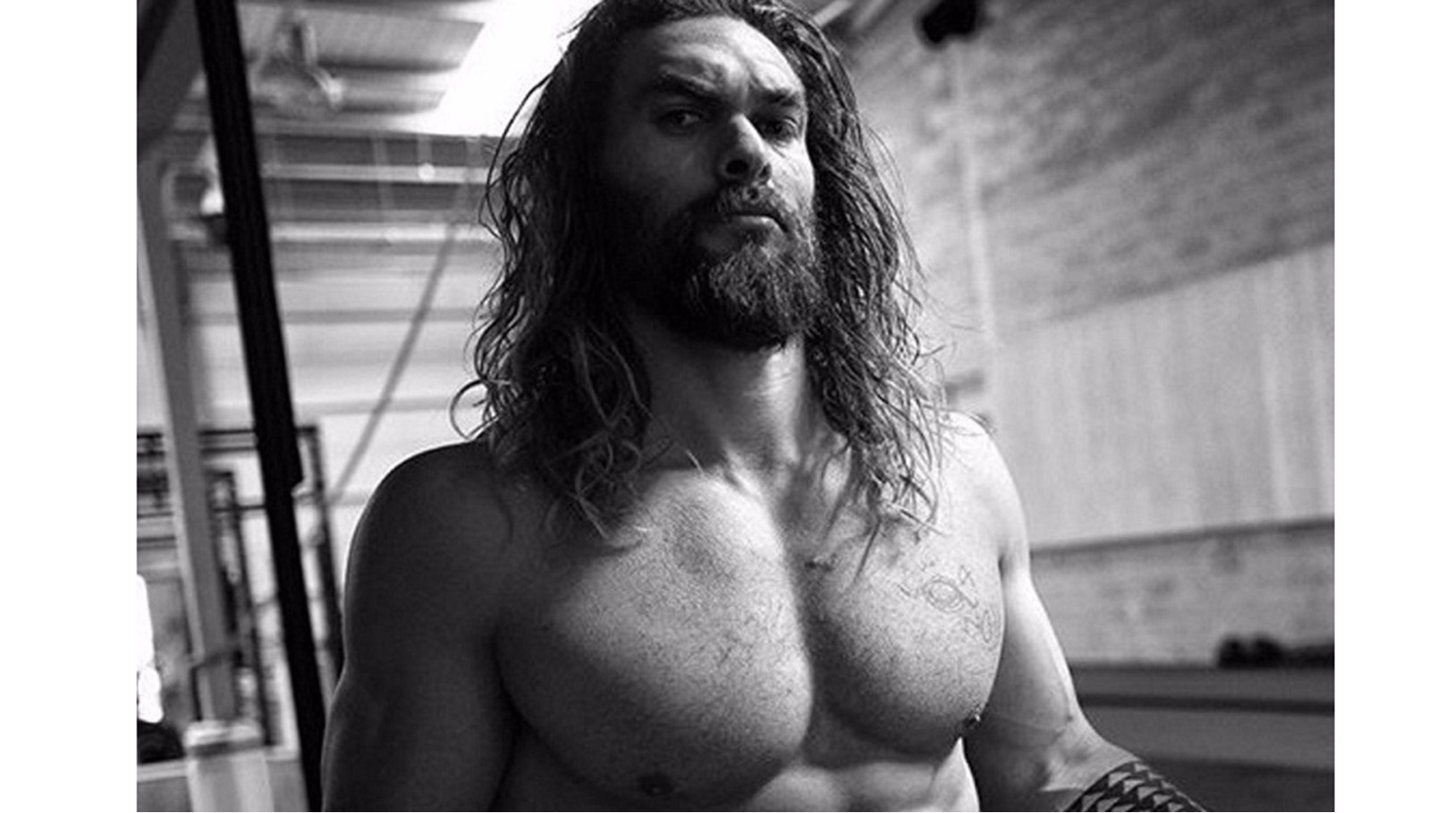Jason-Momoa-Workout