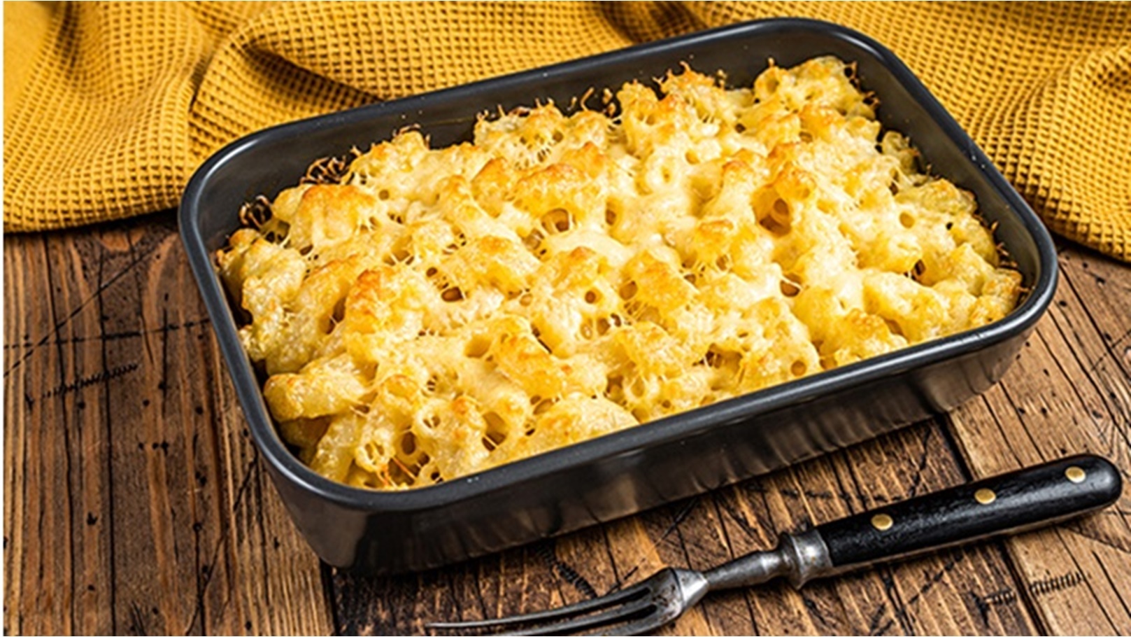 طريقة عمل مكرونة ماك اند تشيز بالسوسيس