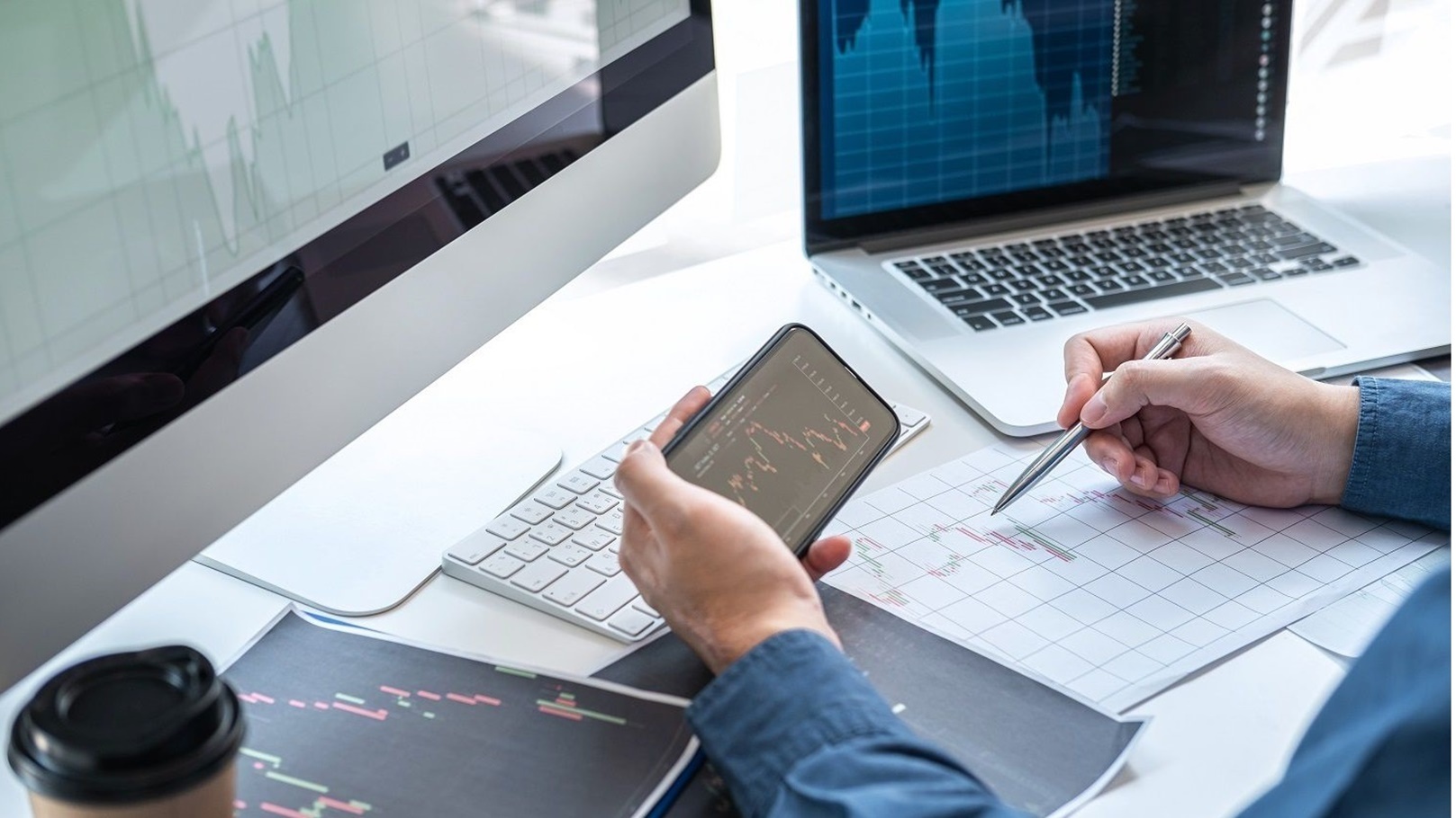 متابعة مؤشرات السوق