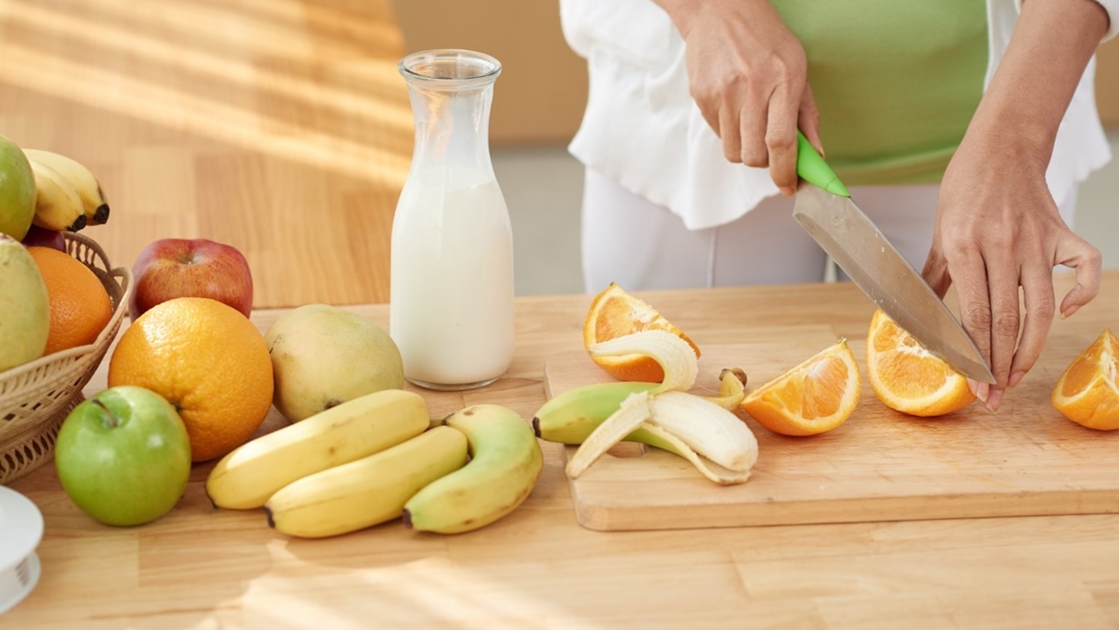 طريقة عمل سلطة الفواكه