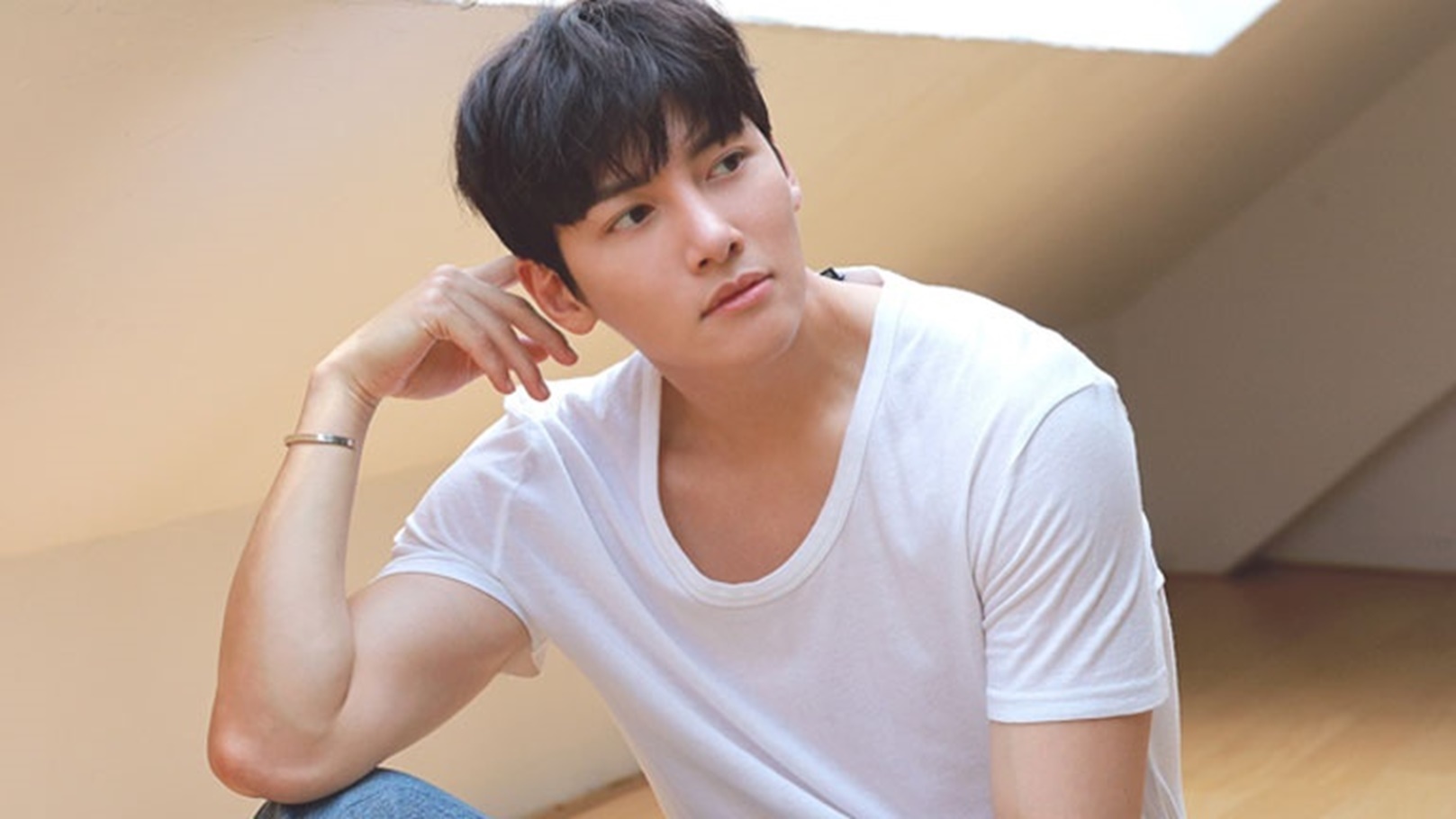 ji-changwook-cover-glorious