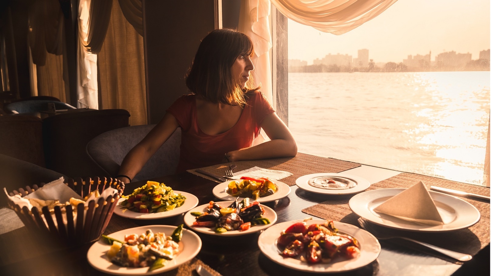 مطعم على النيل