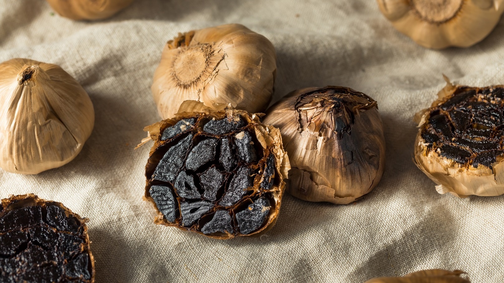 الثوم الأسود