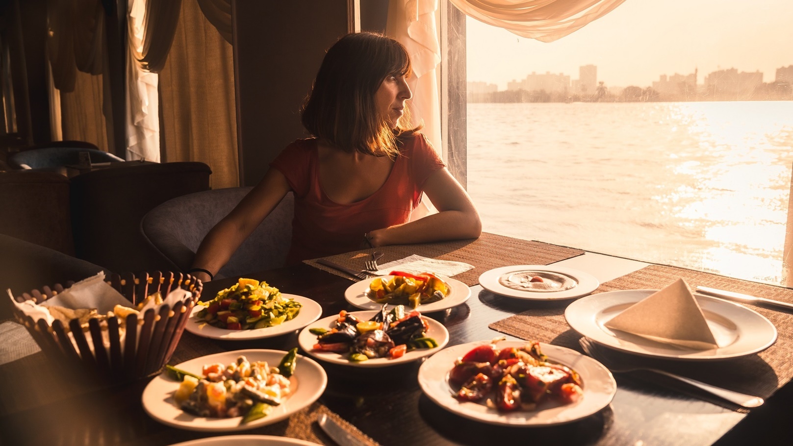 مطعم على النيل