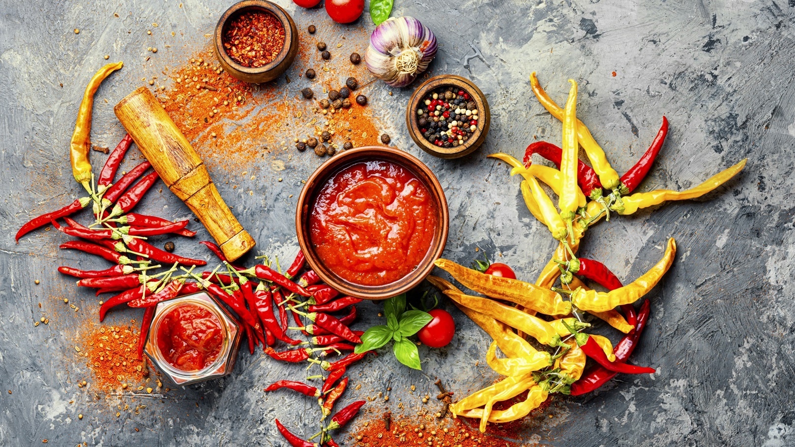 طريقة عمل الكاتشب الحار البيتي