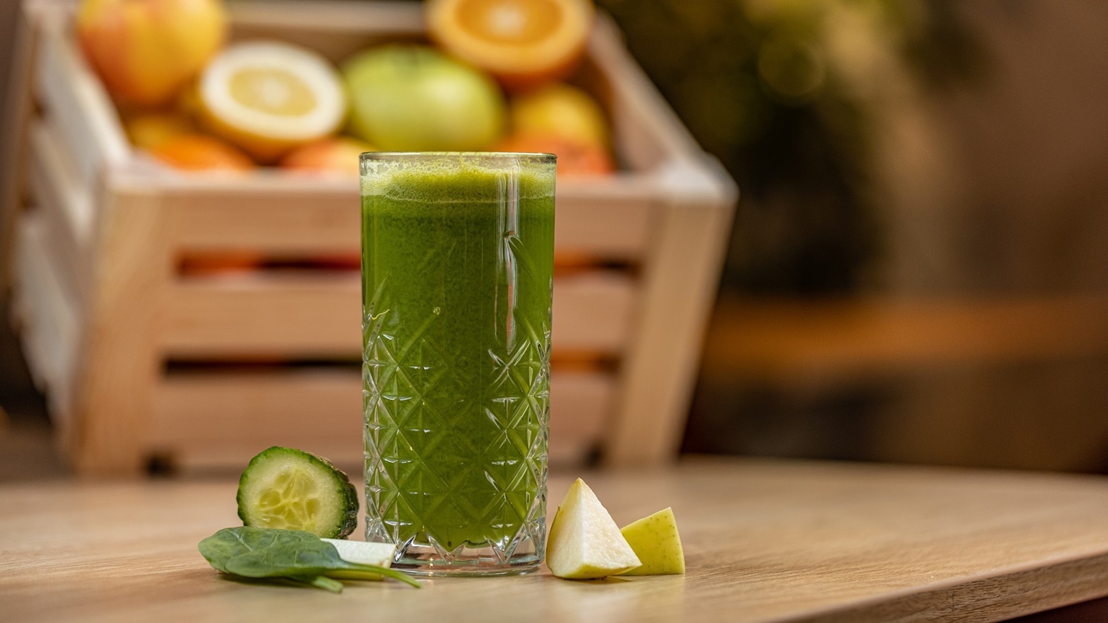 طريقة عمل ديتوكس الخيار والتفاح الأخضر