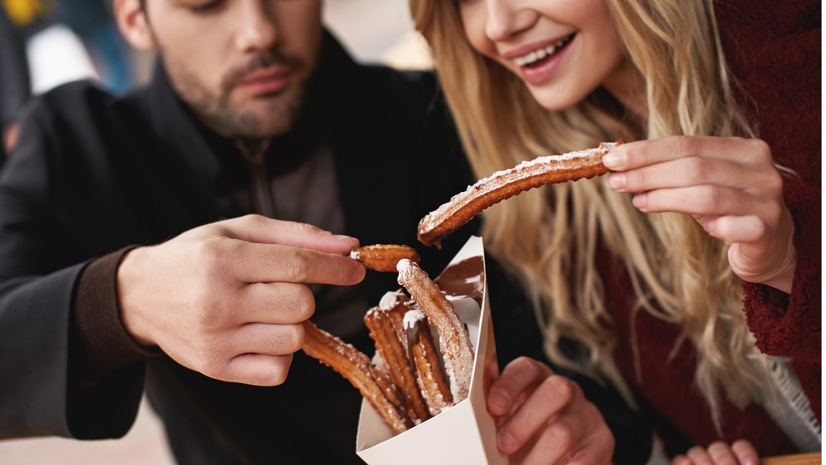 طريقة عمل اصابع القرفة المقرمشة