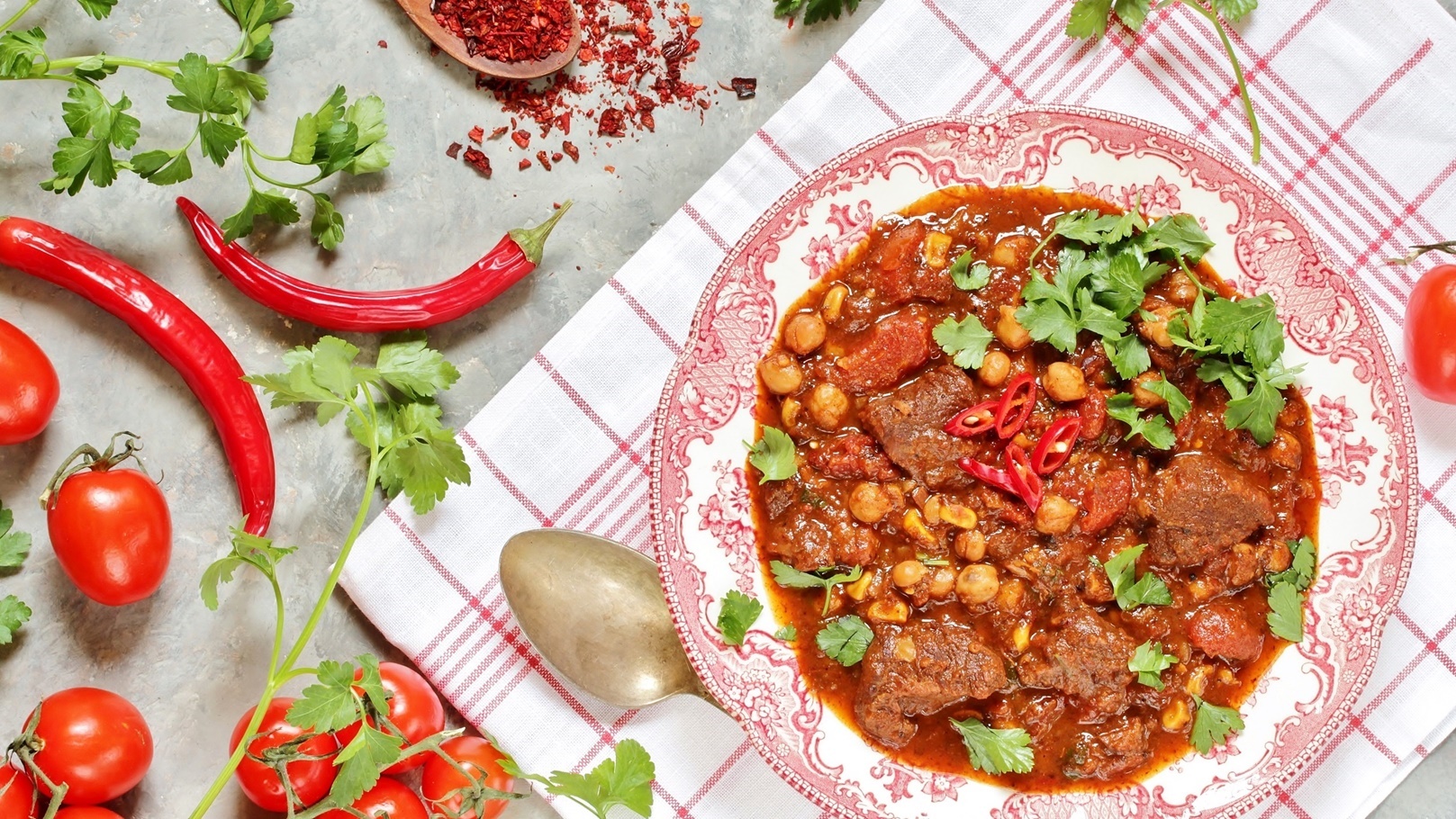 طريقة عمل طبخة فاصوليا باللحمة