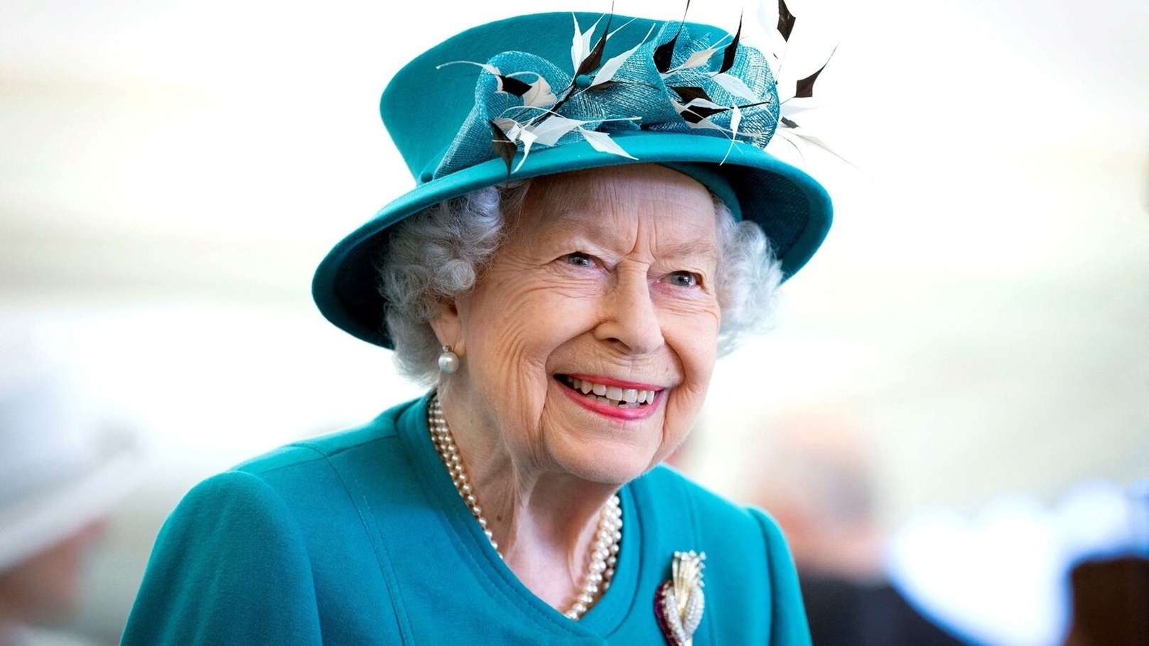 الملكة إليزابيث ملكة بريطانيا
