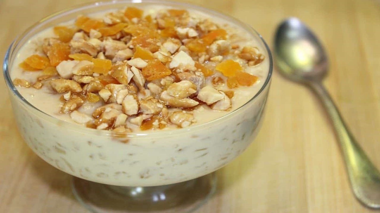 طريقة-عمل-الشعيرية-بالحليب