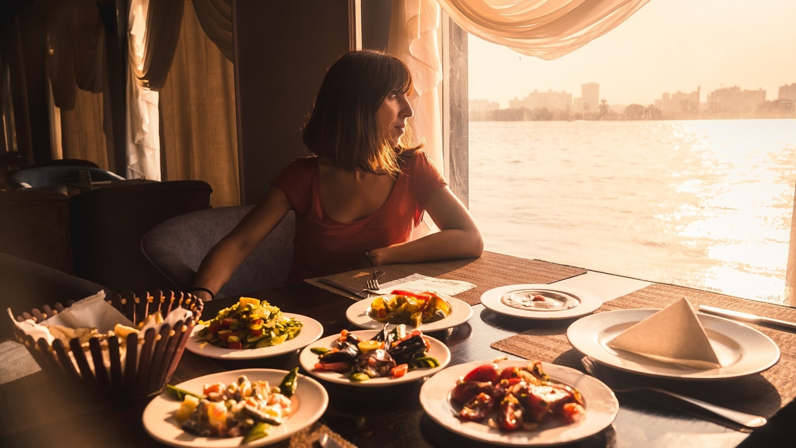 مطعم على النيل