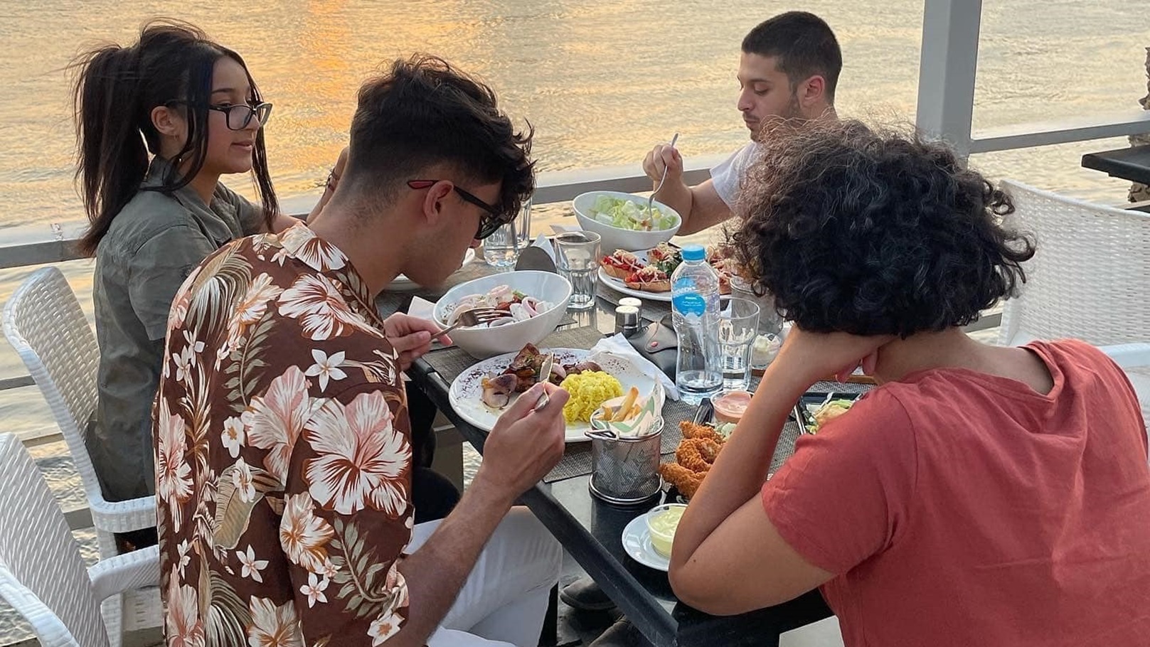 298880255_3307060599614823_2445311922978236790_n