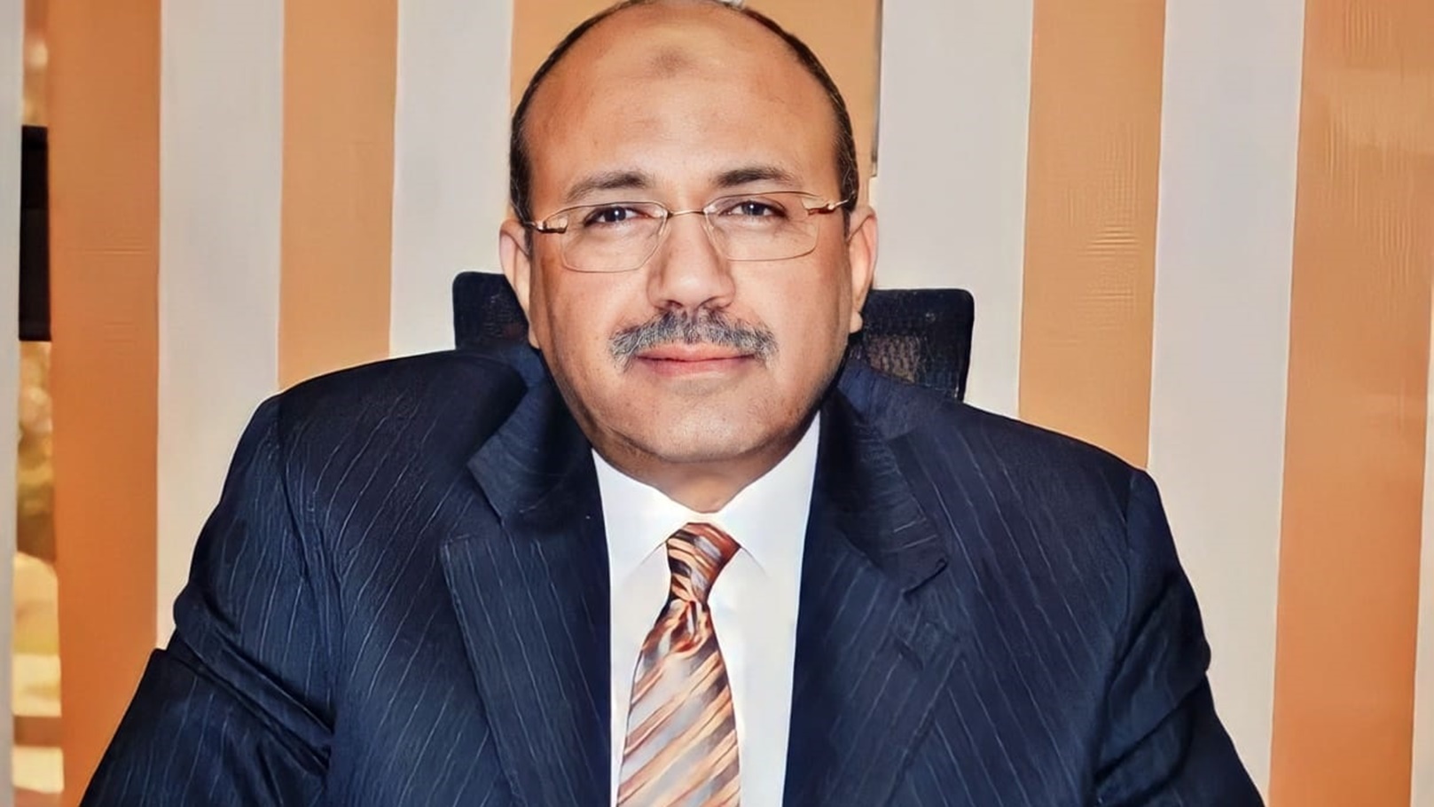 رجل الأعمال محمود حجازي