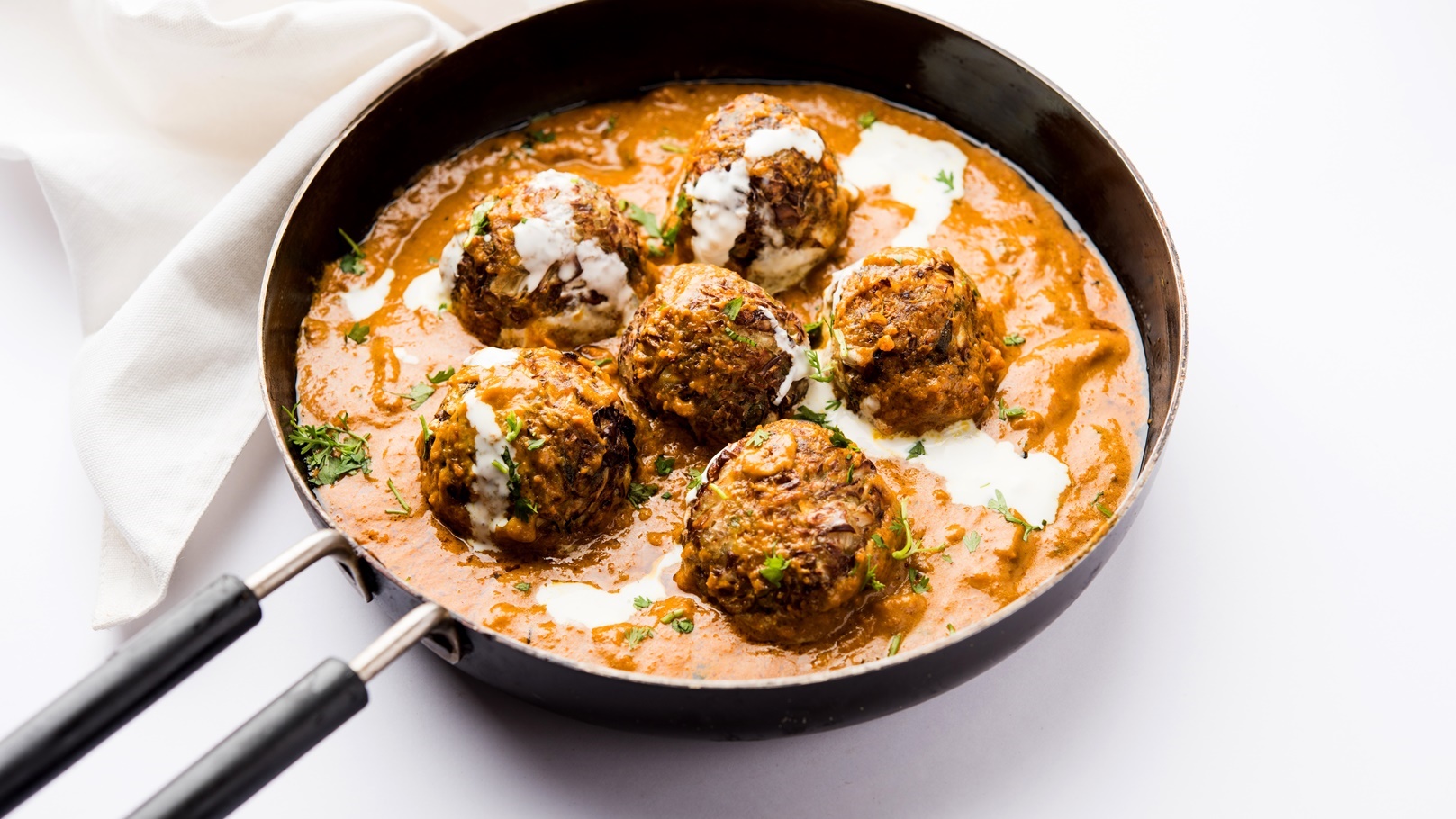 طريقة عمل الأرز المعمر بالكفتة