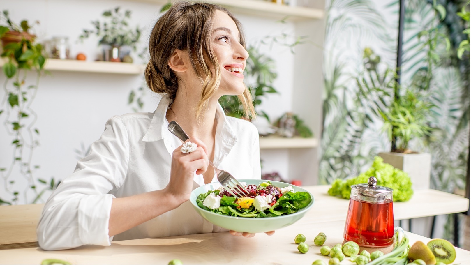 woman-with-healthy-green-food-2021-12-23-15-27-20-utc