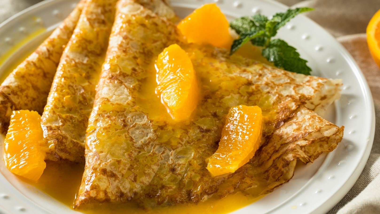 كريب سوزيت بصوص البرتقال
