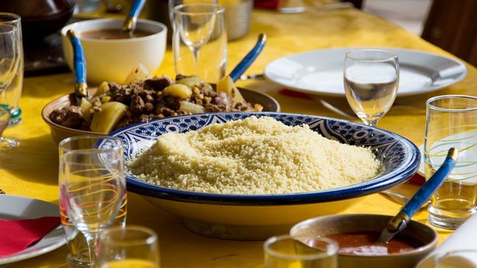 48-123542-couscous-algerian-dish-unesco-12