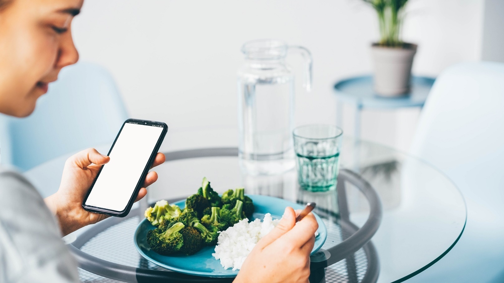 الأرز الأبيض يشعرك بالجوع عقب تناوله