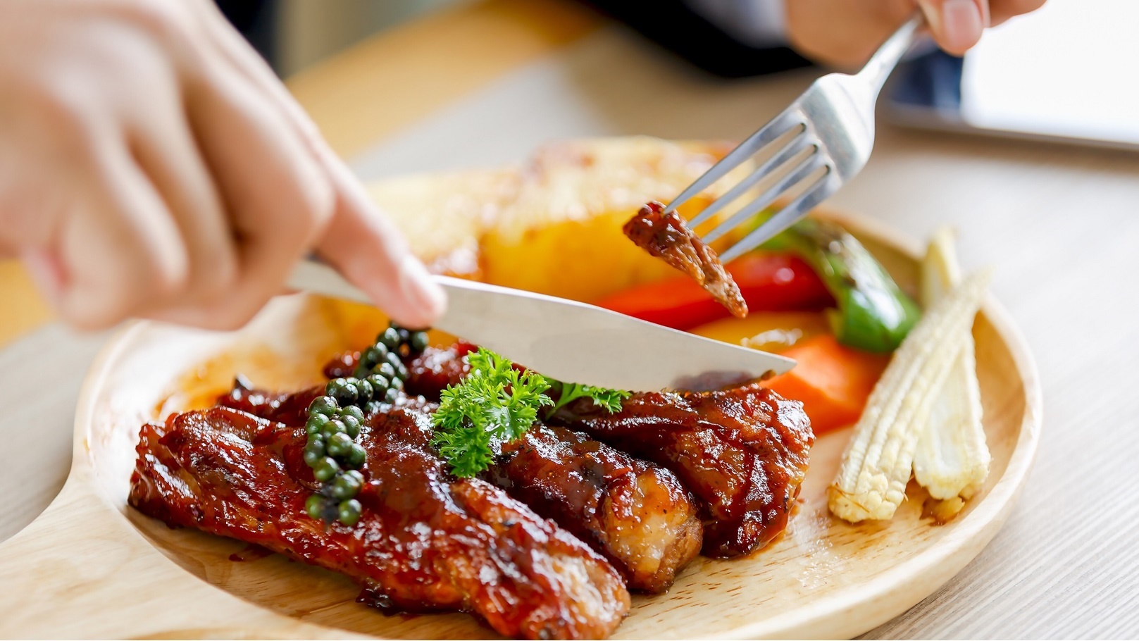 bbq-pork-ribs-2021-08-29-14-17-06-utc