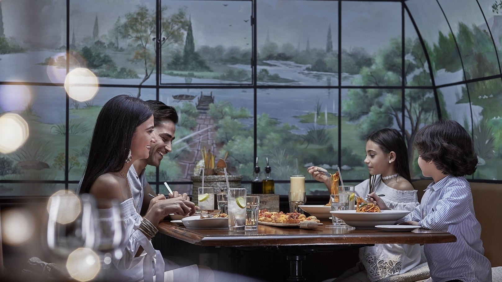 تناول الطعام في Jw Steakhouse