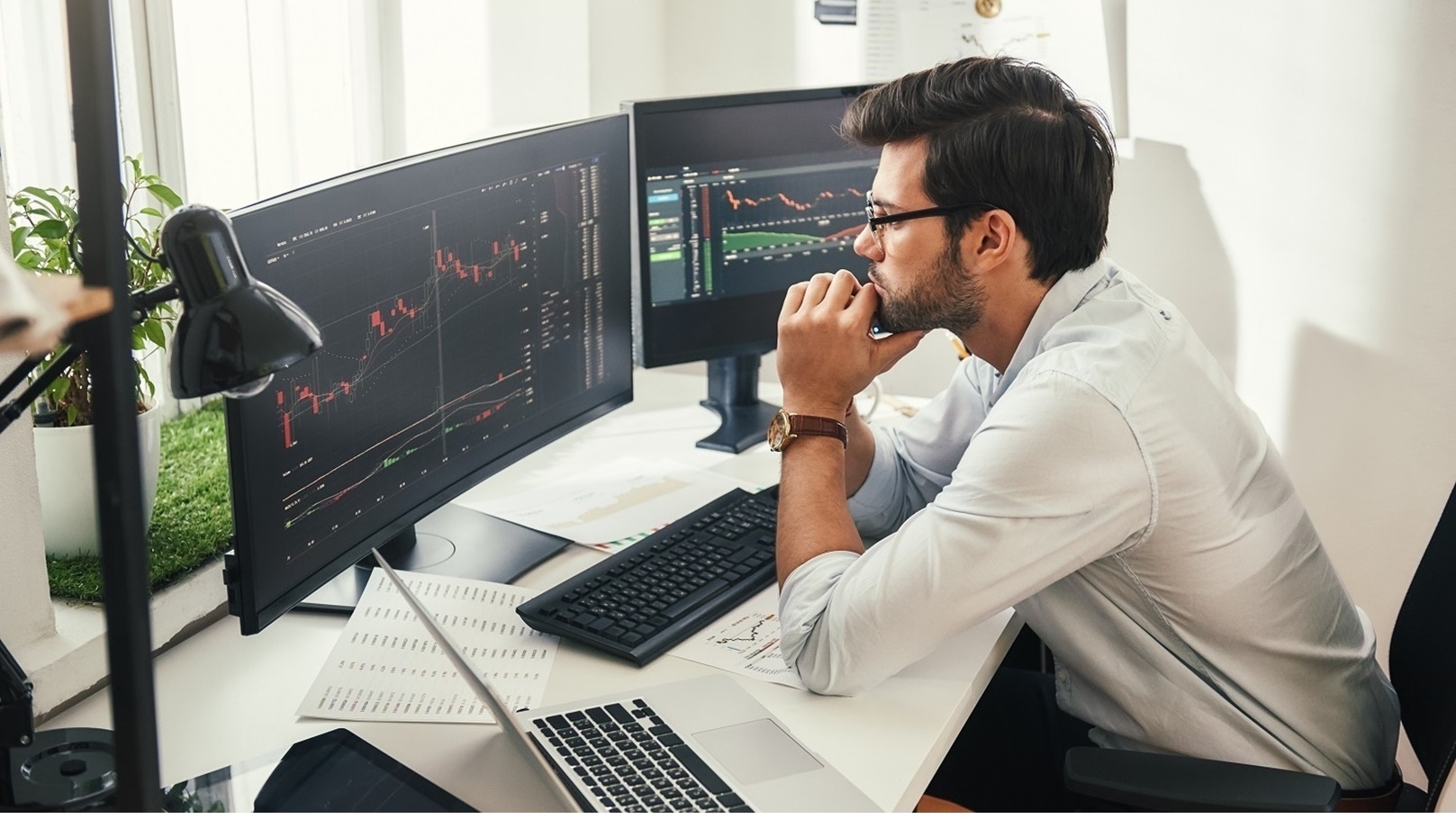 متابعة تعاملات البورصة