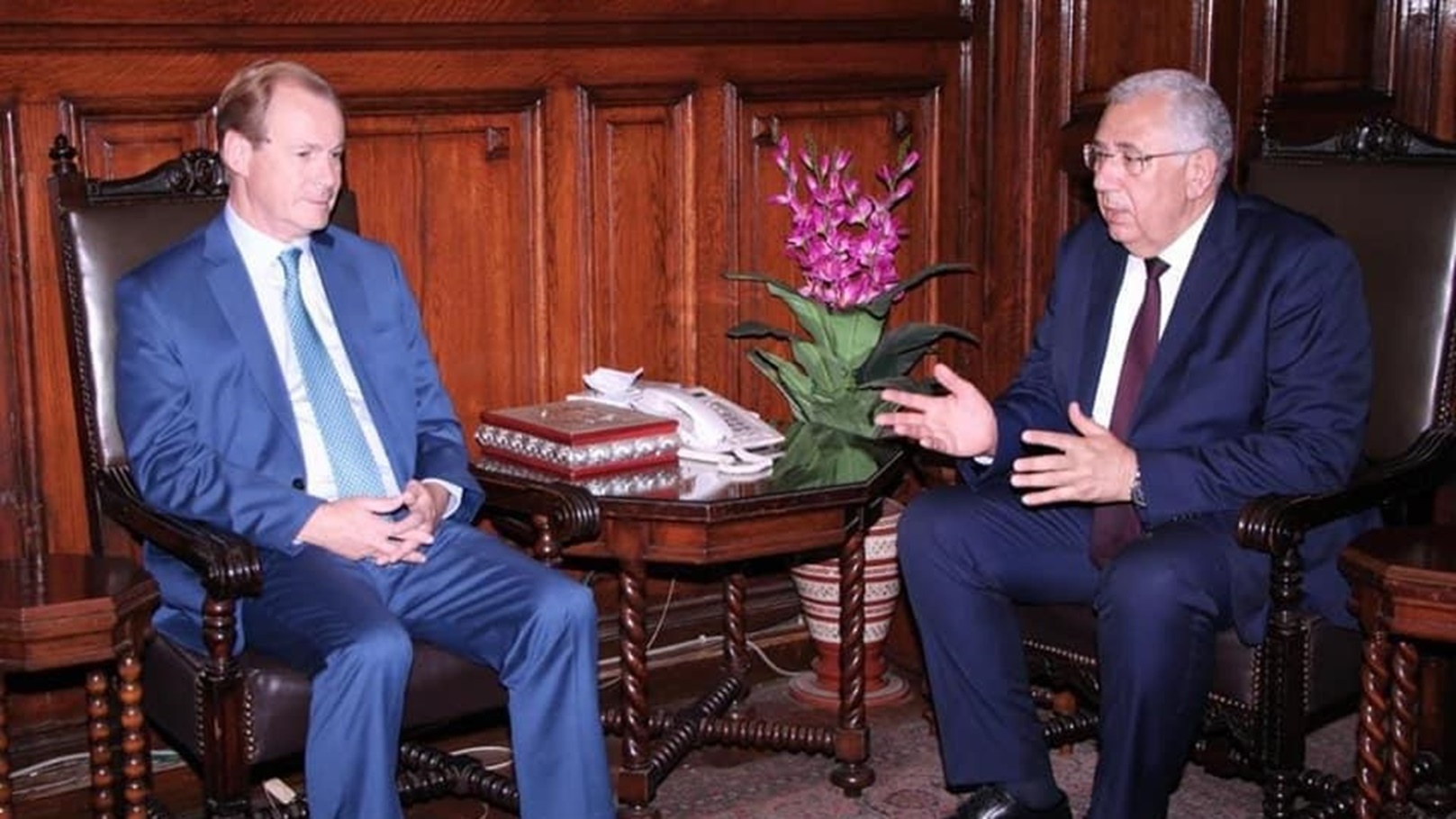 وزير الزراعة مع وفد الأرجنتين