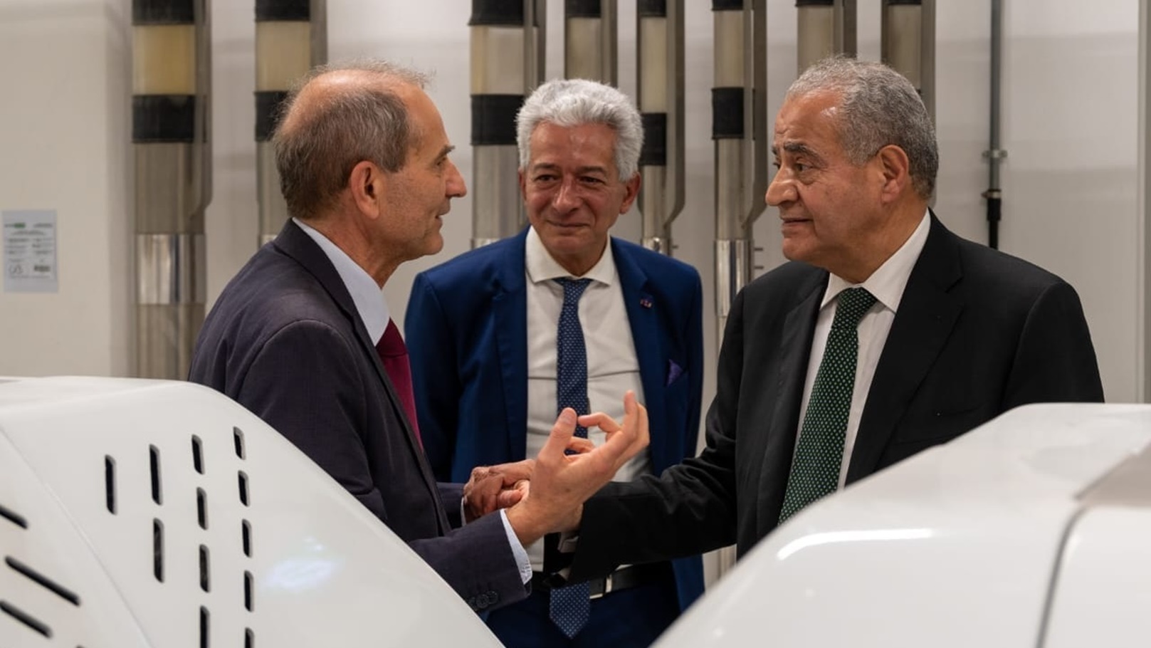 وزير التموين