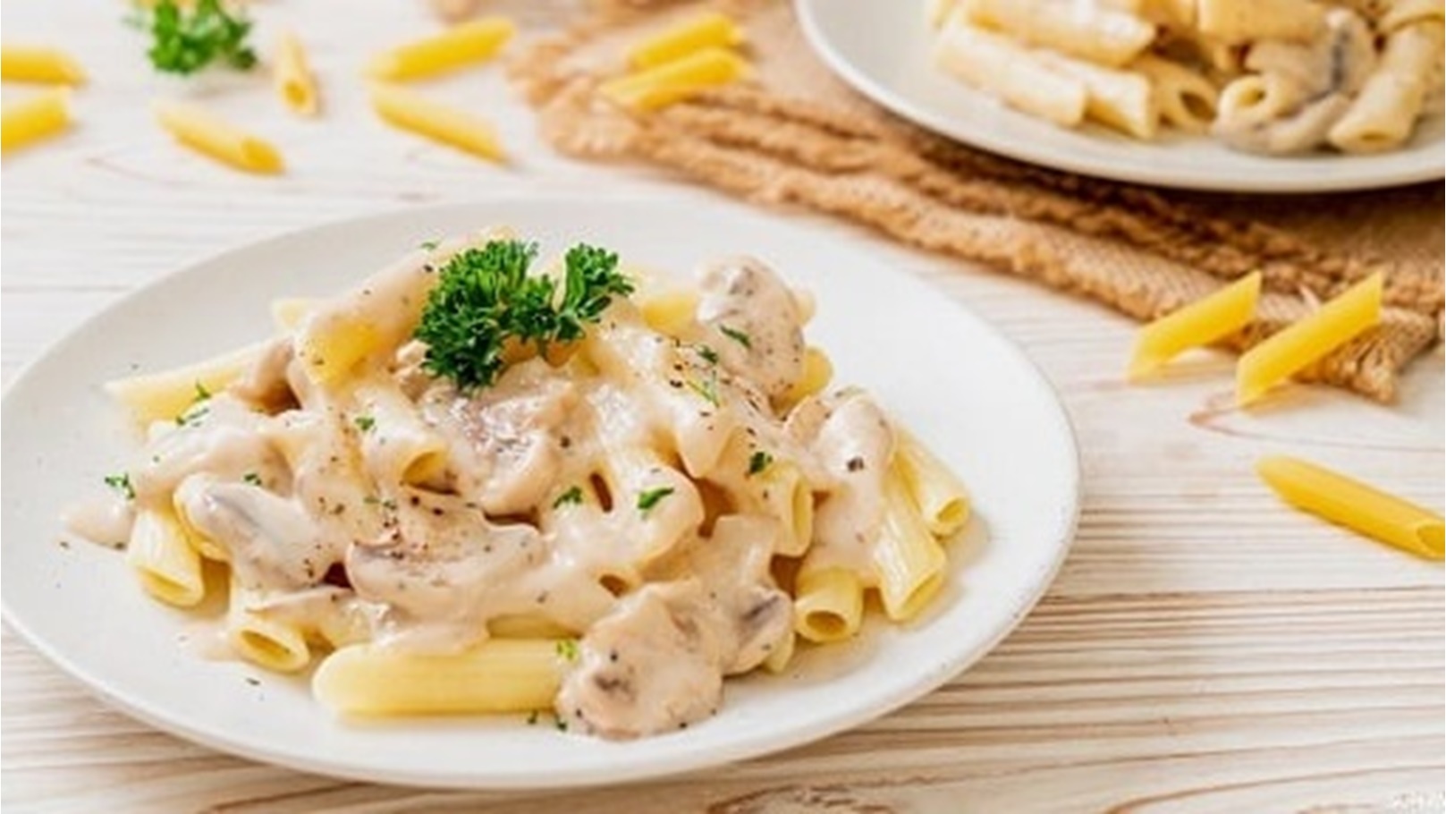 60823-طريقة-عمل-مكرونة-وايت-صوص