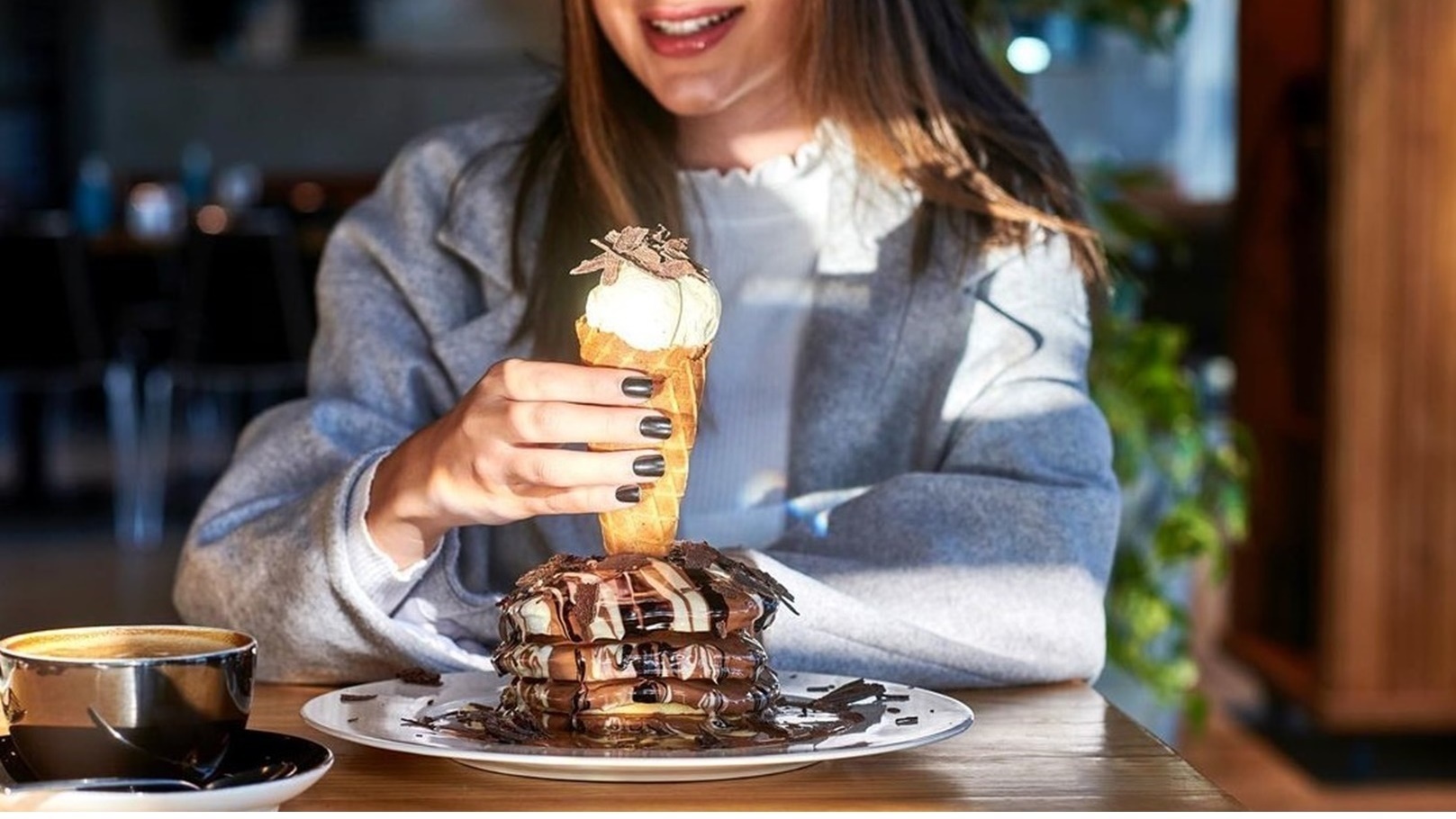 كون الفانيلا مع طبقات البان كيك من Ovio