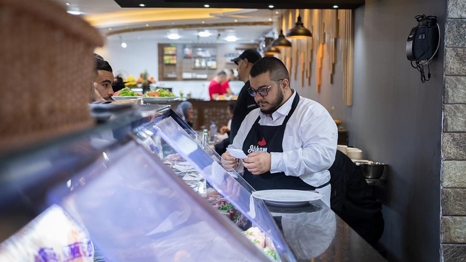 مطعم  الشيف الجزائري هشام