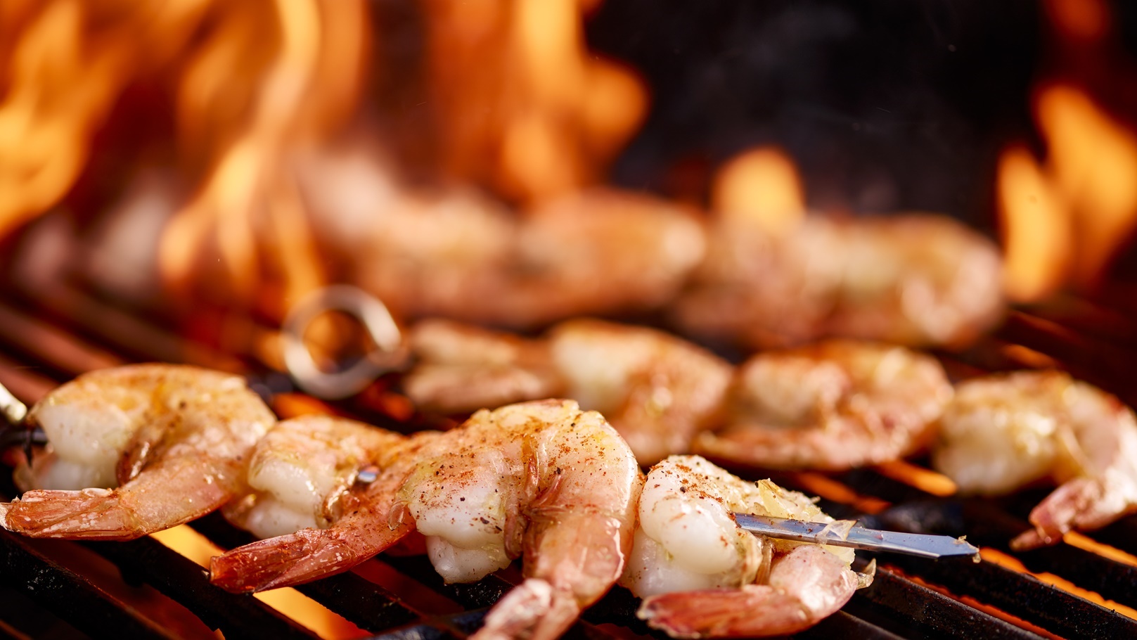 grilling-shrimp-on-skewer-on-grill-2022-03-26-12-19-49-utc