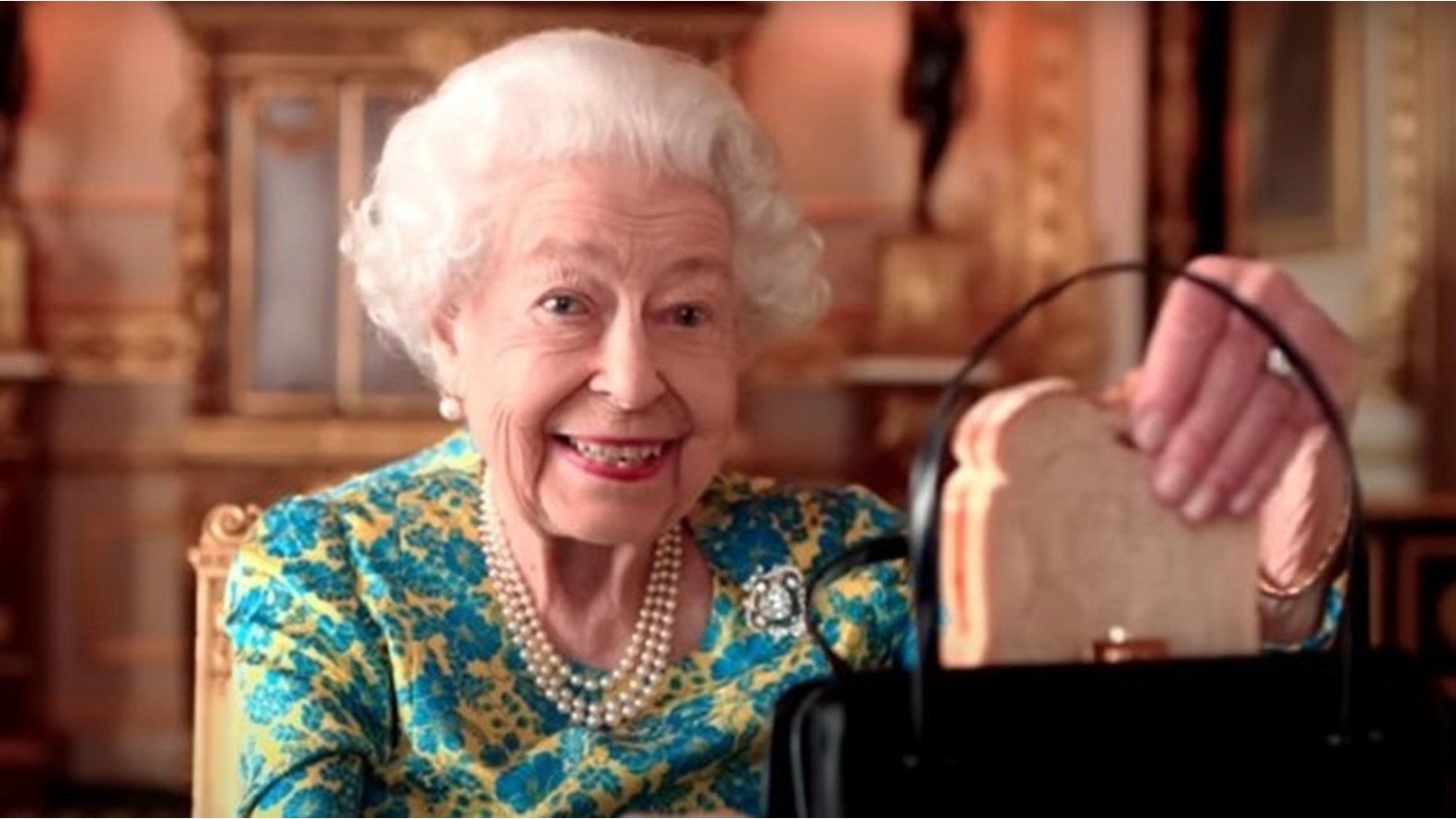 الملكة اليزابيث2