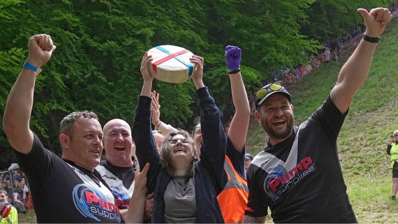 الفائز بقالب الجبن